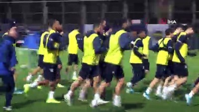 devre arasi - Fenerbahçe, Antalya’da hazırlıklarını sürdürdü Videosu