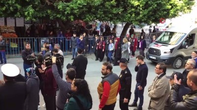  Mersinli şehit son yolculuğuna uğurlanıyor 