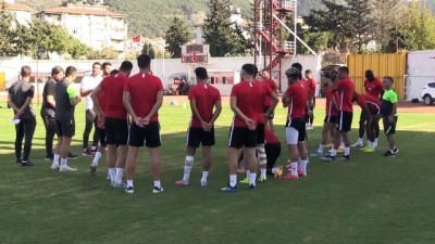 milli mac - Atakaş Hatayspor, Aytemiz Alanyaspor maçı hazırlıklarını sürdürüyor Videosu