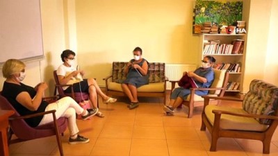  Ayvalıklı ev hanımları Hollanda’ya kazak ihraç ediyorlar