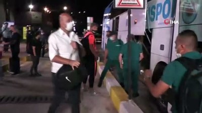 takim otobusu - Başkan Ahmet Ağaoğlu'ndan transfer açıklaması Videosu