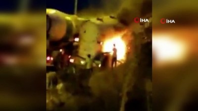 beton mikseri -  Seyir halindeki hafriyat kamyonu yandı Videosu