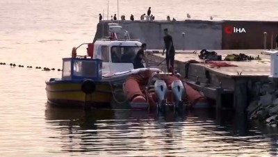  Fatih'te balıkçı teknesi battı: 2 kişi öldü 11 kişi kurtarıldı