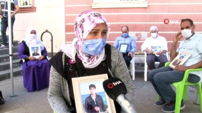  HDP önündeki ailelerin evlat nöbeti 402'nci gününde