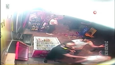  İstanbul’un göbeğinde meydan kavgası kamerada: 4 yaralı
