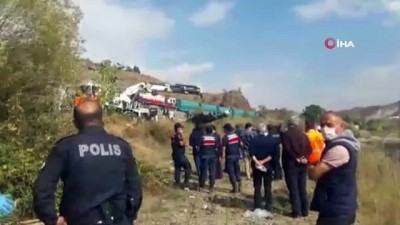  Kalecik’te yük trenleri çarpıştı: 2 makinist hayatını kaybetti