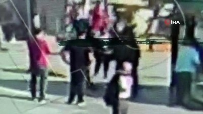 guvenlik kamerasi -  ATM tacizcisinin polise kafa attığı anlar kamerada Videosu