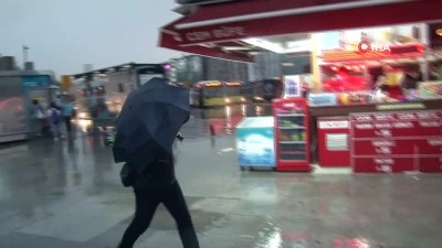 kis saati -  İstanbul'da beklenen yağış başladı Videosu