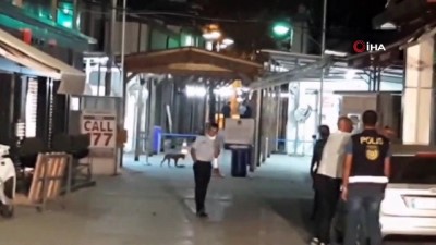 pazar gunu -  - Rumlardan sınır kapılarında eylem Videosu