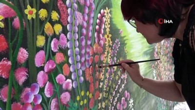 8 yillik egitim -  Rus Ressam evinin duvarına yaptığı çizimlerle ilgi odağı oldu Videosu