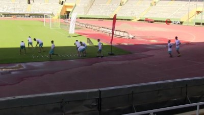 bihaber - Şanlıurfalı gençler Çim Hokeyi sporuyla tanıştı Videosu