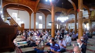  Gülabibey Camisi'nde 5,5 asırdır ezan sesi yükseliyor