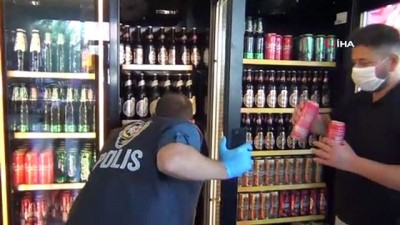 alkollu icecek -  KOM polisinden 'kaçak içki' operasyonu: 191 litre ele geçirildi Videosu