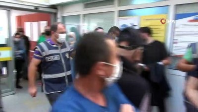 polis merkezi -  Girdiği markette deterjandan çikolataya ne bulursa çaldı Videosu