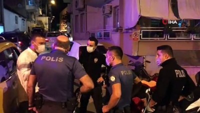  Taksici ile kadın müşteri birbirine girdi, ayıran polis oldu
