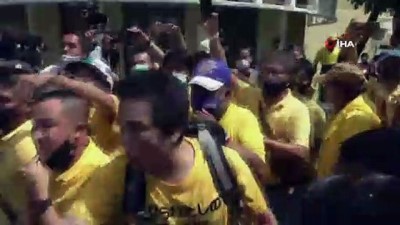 rejim karsiti -  - Tayland’da hükümet karşıtı gösteriler sırasında acil durum ilan edildi
- Başkentte 5'ten fazla kişinin bir araya gelmesi yasaklandı Videosu