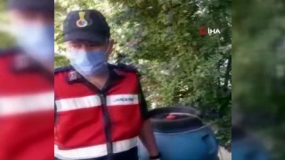 alkollu icki -  Jandarma ekiplerinden eş zamanlı sahte içki operasyonu Videosu