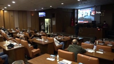  Başkan Gökhan Yüksel Kartal, esnafına 500 günlük icraatlarını anlattı