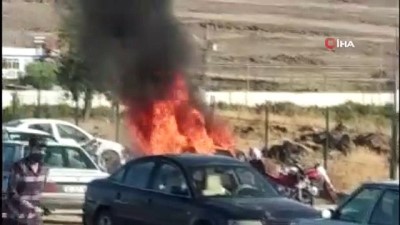  Otomobilin alev topuna döndüğü anlar kamerada