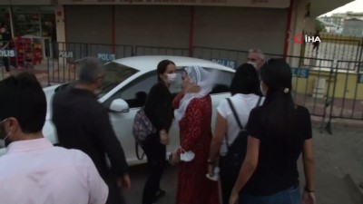bassavci -  Evlat nöbetindeki ailelere hakaret eden HDP’li vekil hakkında soruşturma Videosu