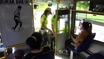 toplu tasima -  Polis dezenfektan sordu, taksici tıraş losyonu gösterdi Videosu