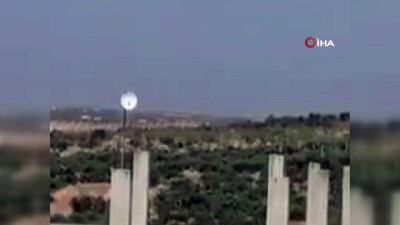 hava saldirisi -  - Rus savaş uçaklarından İdlib'e hava saldırısı Videosu