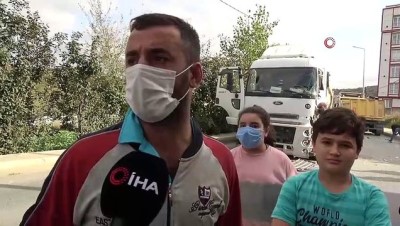 polis -  Arnavutköy’de hafriyat kamyonları kaza yaptı: 1 yaralı Videosu