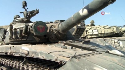 geri cekilme -  - Ermenistan'dan ele geçirilen tanklar görüntülendi Videosu