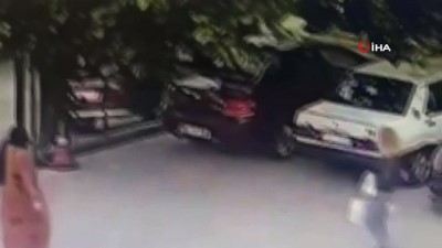 guvenlik kamerasi -  Hemşirenin çantasından telefonu çaldılar...'Yok artık' dedirten hırsızlık kamerada Videosu