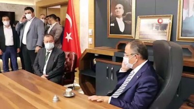 belediye meclis uyesi -  Yeni seçilen belediye başkanını ilk olarak Cumhurbaşkanı Erdoğan kutladı Videosu