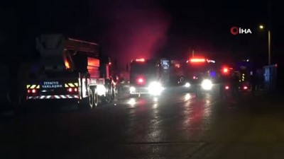 gundogdu -  Bursa’da geri dönüşüm fabrikasında yangın Videosu