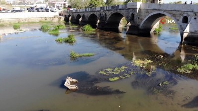  Tunca Nehri’nde kirlilik ve kuraklık böyle görüntülendi