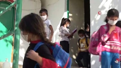 cami imami -  Elazığ'da cami depremzede öğrencilerin eğitim yuvası oldu Videosu