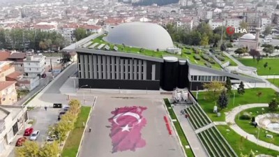 belediye calisani -  Cumhuriyet sevgisini dev tablo ile sergilediler Videosu