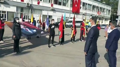 kurulus yildonumu -  Cumhuriyet tarihinde ilk kez tebrik kabulü açık alanda düzenlendi Videosu