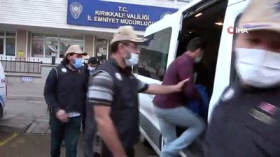 kripto -  FETÖ üyesi askerlere 'ankesör' operasyonu: 7 gözaltı Videosu