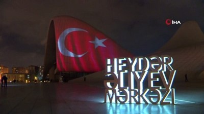  - Haydar Aliyev Merkezi ve Bakü Olimpiyat Stadyumu’na Türk bayrağı silüeti yansıtıldı