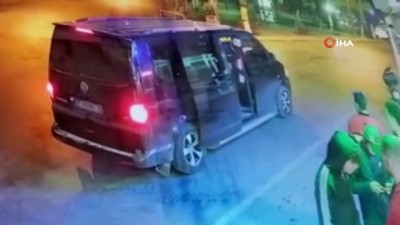 tekel bayisi -  İzmir’de dehşet anları kamerada...7 kişi pompalı silah ve sopalarla tekel bayisini bastı Videosu