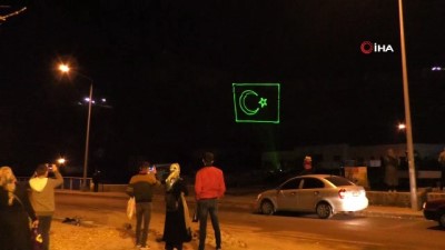  Kars’ta bayrak ve Atatürk temalı lazer gösterisi