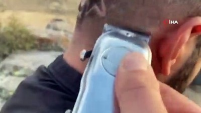 sac kesimi -  Sıra dışı kuaförden ay yıldızlı saç tıraşı Videosu