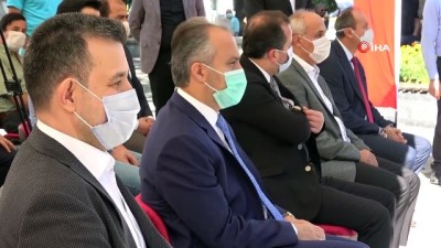  Bursa'da 'Covid-19'un kahramanlarına minnet ve saygı' sergisi