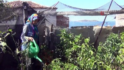  Hülya Avşar ile gündeme gelen Çiçek Adası’nın 17 yıllık sakinleri hastalıktan uzak