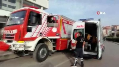 subasi -  Kocaeli’de otomobil ile kamyon kafa kafaya çarpıştı: 1 yaralı Videosu