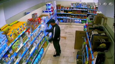 guvenlik kamerasi -  Tabancayla market soydu polisten kaçamadı Videosu