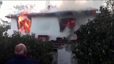  Ankara'da gecekondu yangını