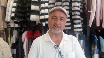  Hollandalı eşinden olan ikiz kızlarına hasret yaşıyor