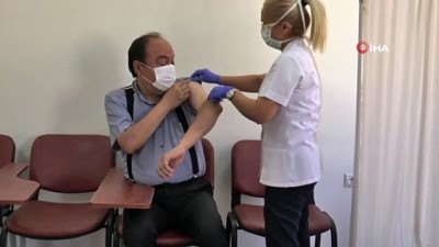 saglik calisani -  - Covid-19 aşısı faz 3 denemeleri Gaziantep'te başladı Videosu
