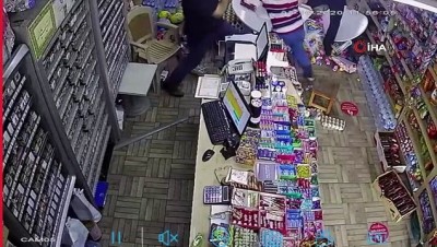 guvenlik kamerasi -  Komşusu, büfeciyi dükkanında defalarca böyle bıçakladı Videosu