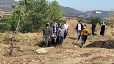  Yoldan çıkarak 50 metrelik uçuruma yuvarlandı: 2 yaralı