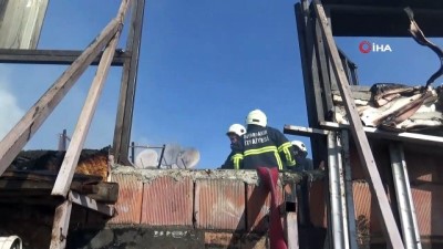  Diyarbakır’da 8 katlı binada yangın, onlarca güvercin telef oldu